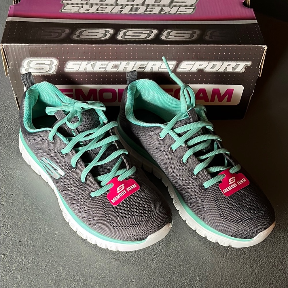 Skechers Gray and Green Athletic Shoes Lightweight Breathable Design